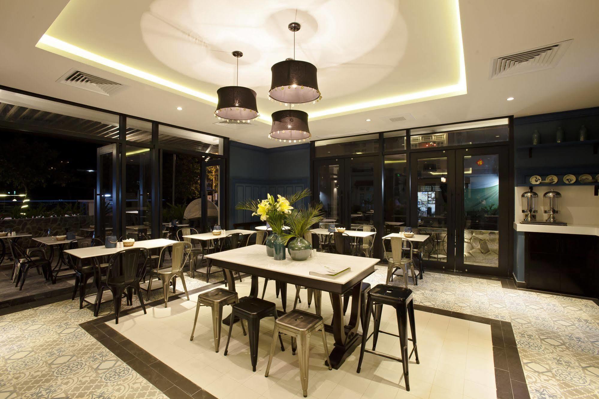 Отель Maison Vy 4*